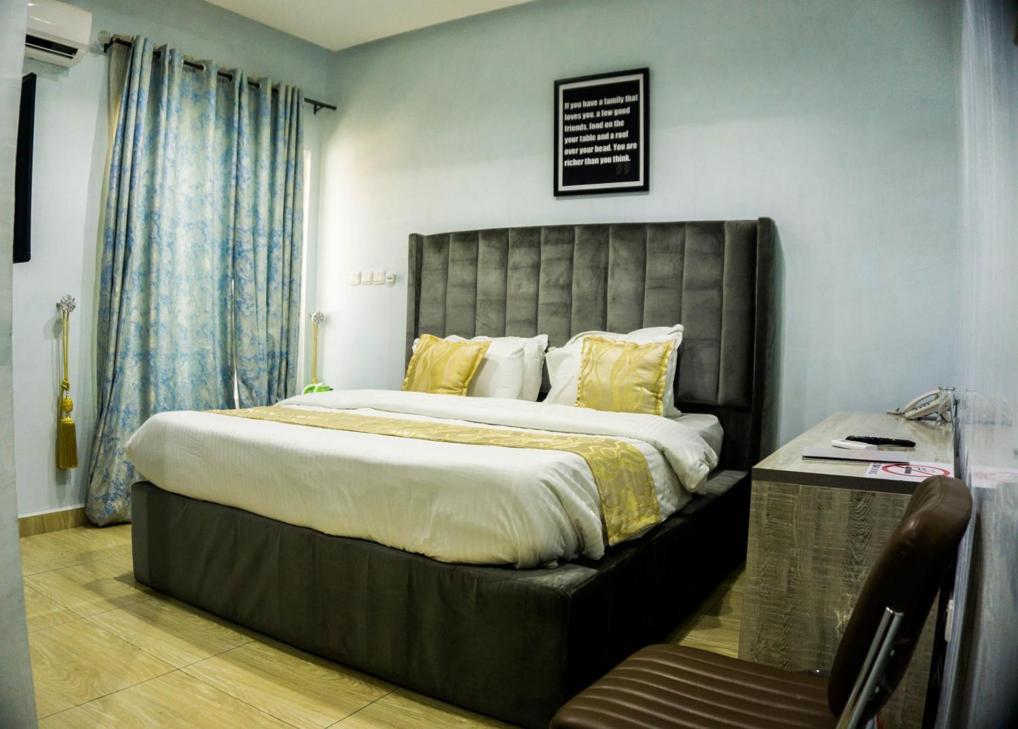 Vibes Suites Kaba Extérieur photo