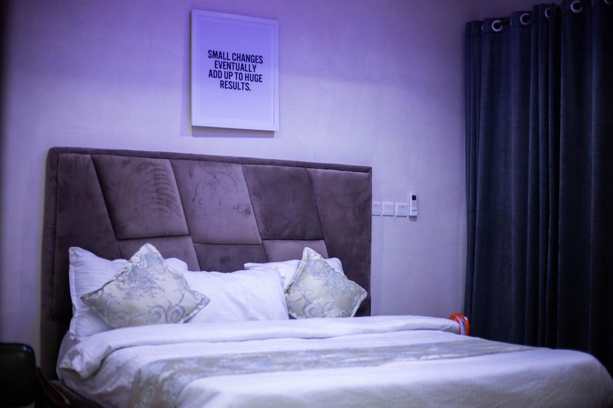 Vibes Suites Kaba Extérieur photo