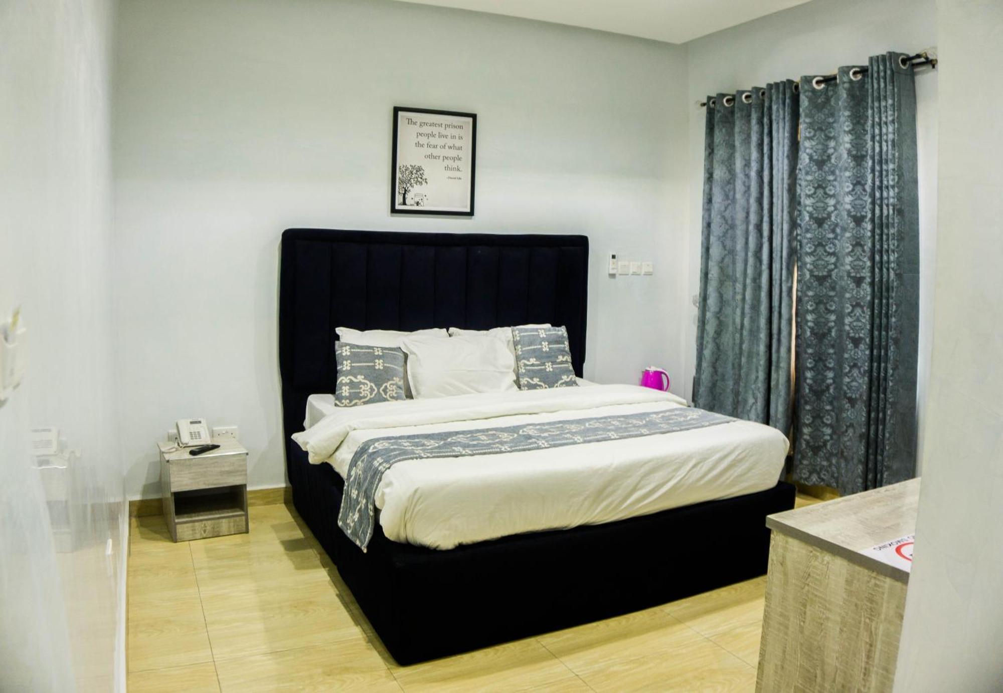 Vibes Suites Kaba Extérieur photo