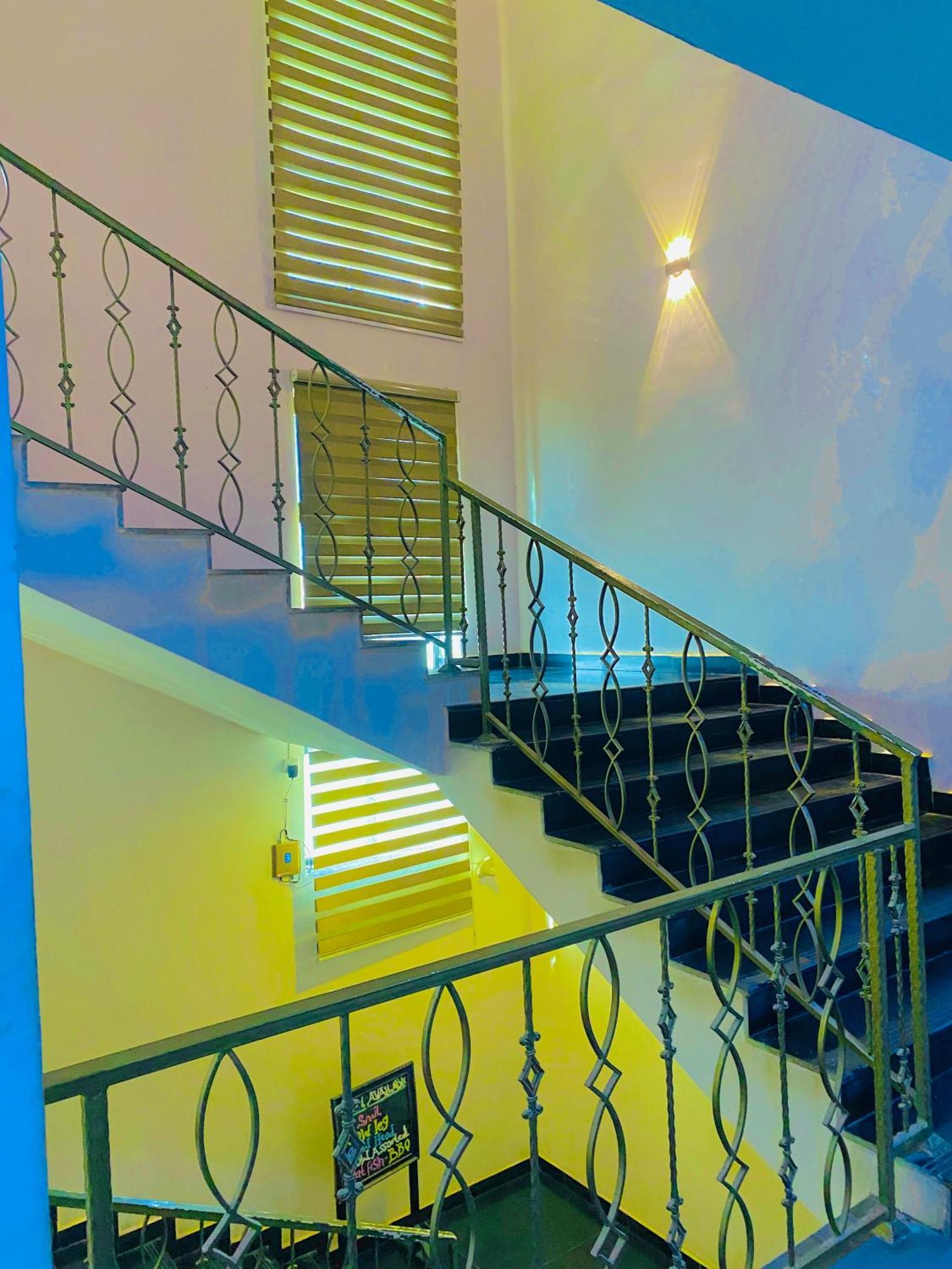 Vibes Suites Kaba Extérieur photo